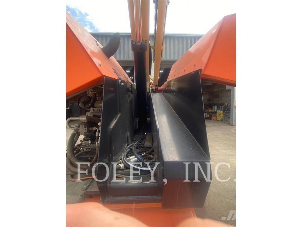 JLG 600S Kuukulkijat