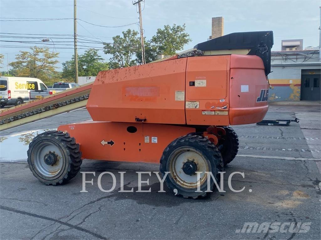 JLG 600S Kuukulkijat
