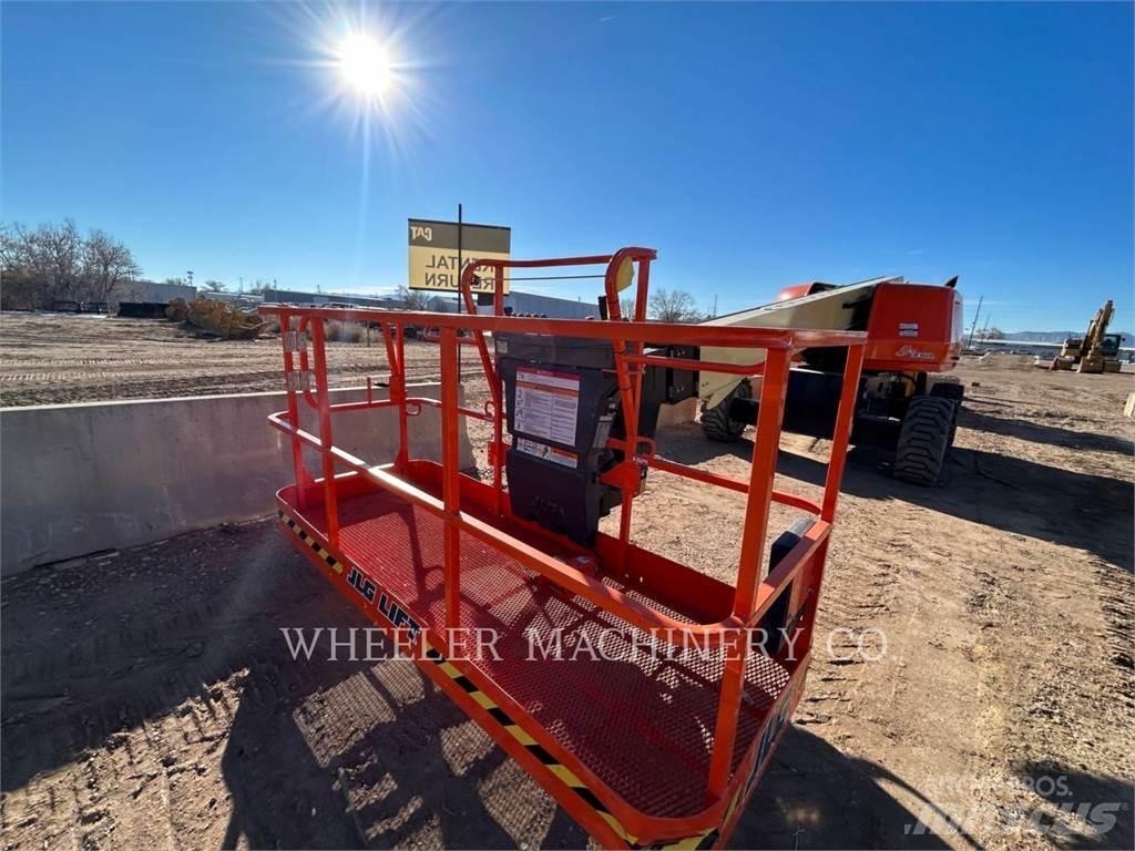 JLG 600S SP Kuukulkijat