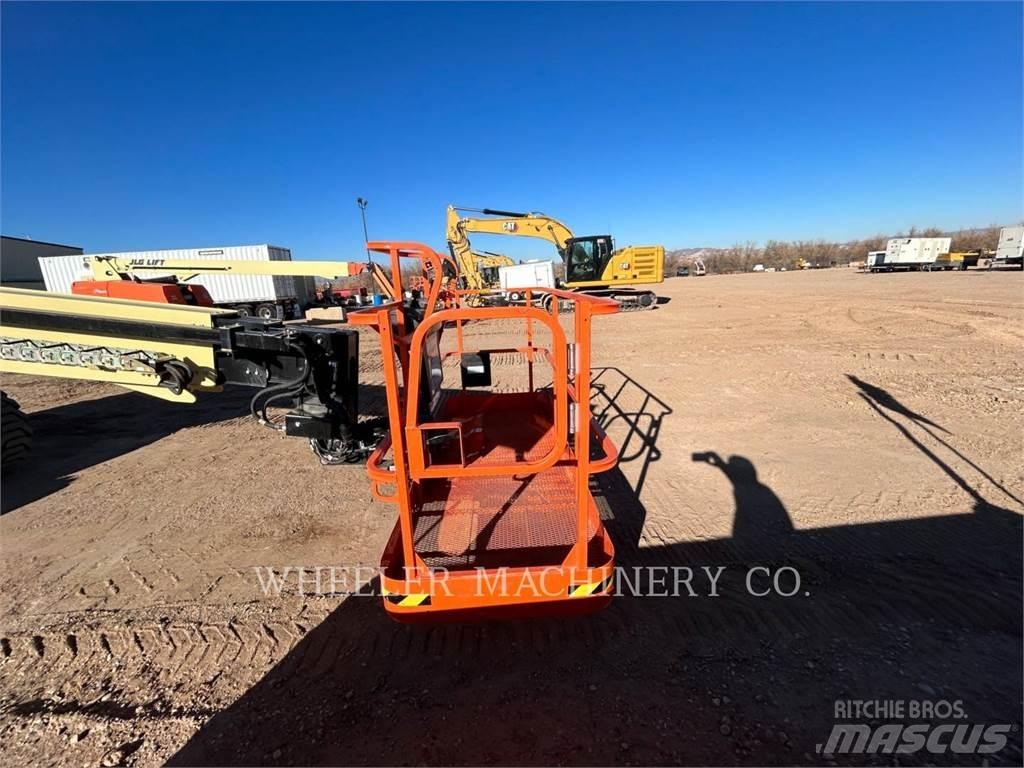 JLG 600S SP Kuukulkijat