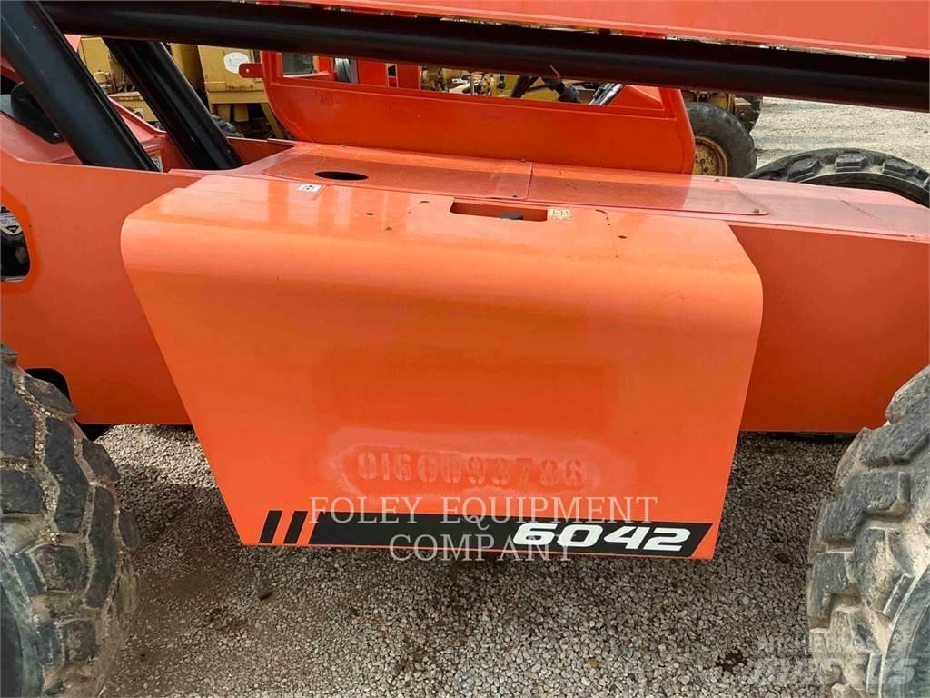 JLG 6042 Kurottajat