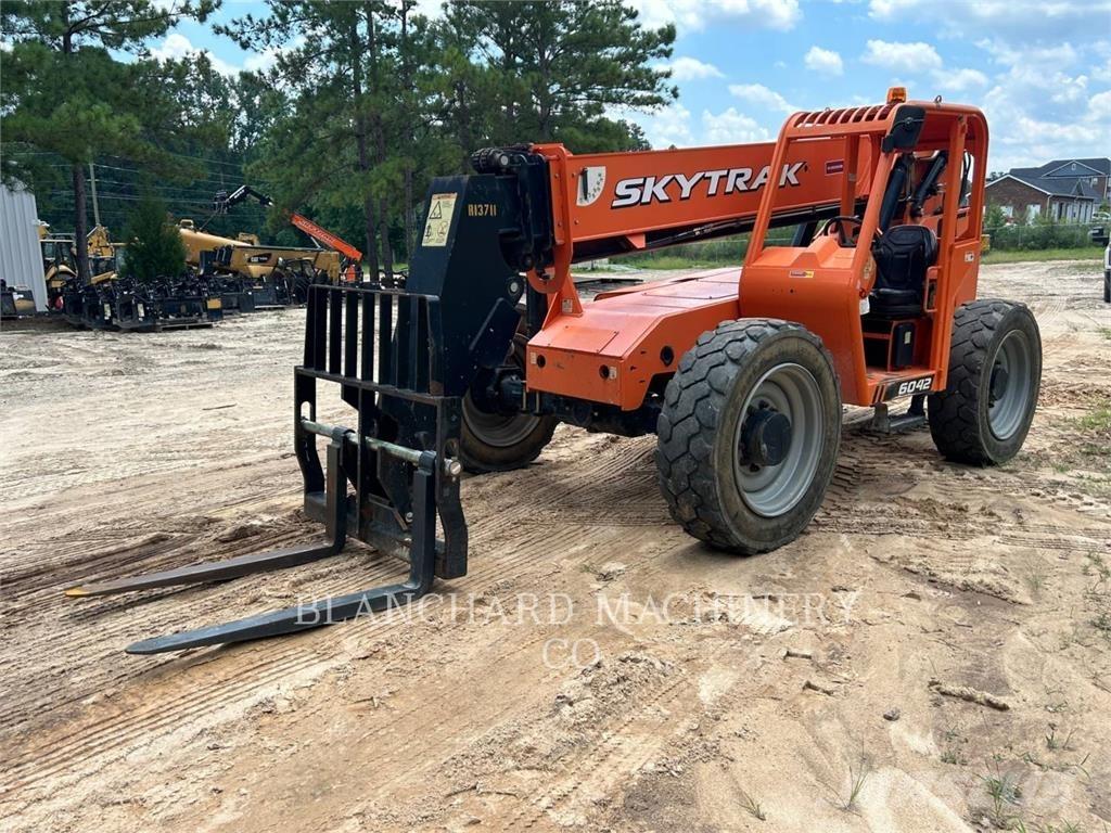 JLG 6042 Kurottajat