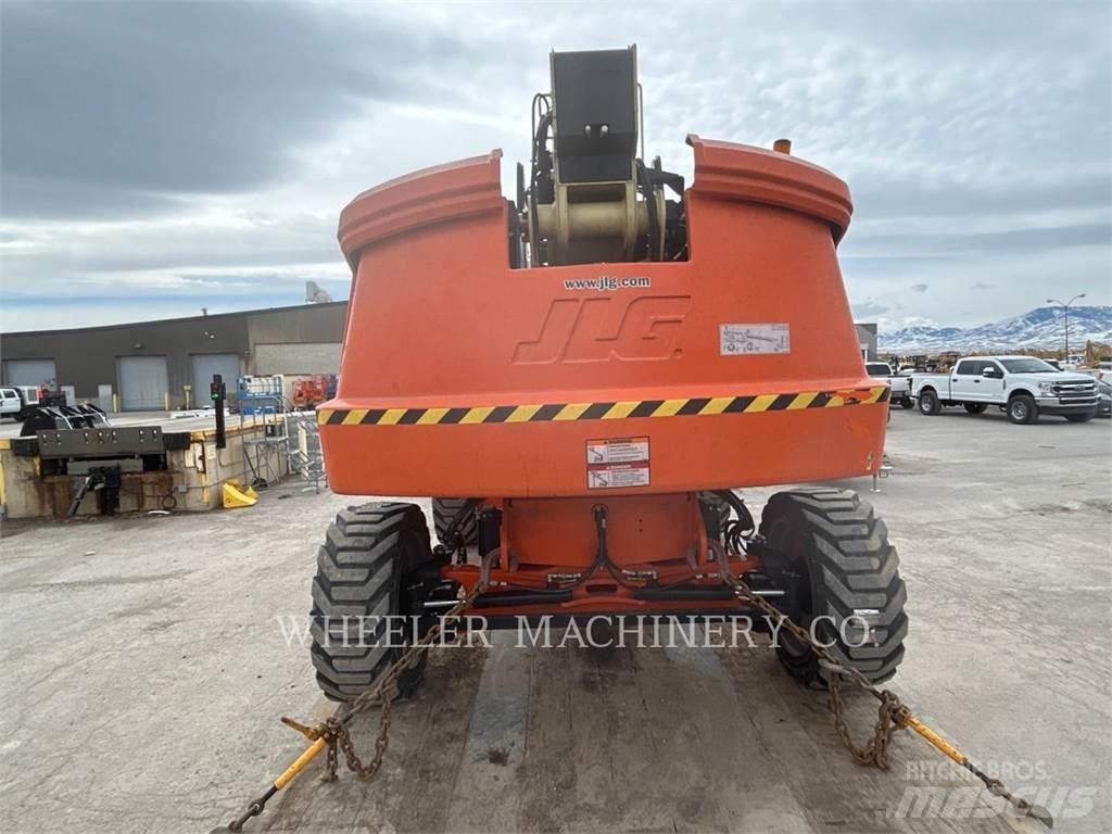 JLG 660SJ Kuukulkijat
