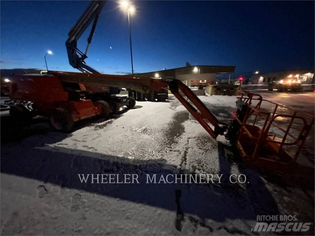 JLG 660SJ Kuukulkijat