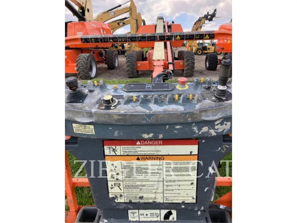 JLG 660SJ Kuukulkijat