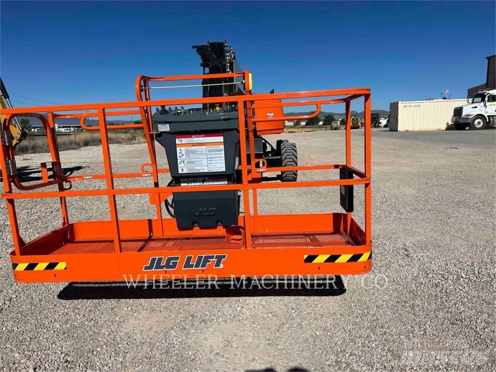 JLG 660SJ Kuukulkijat