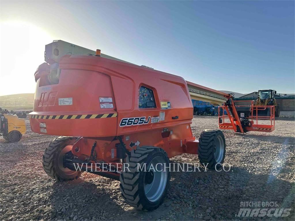 JLG 660SJ Kuukulkijat