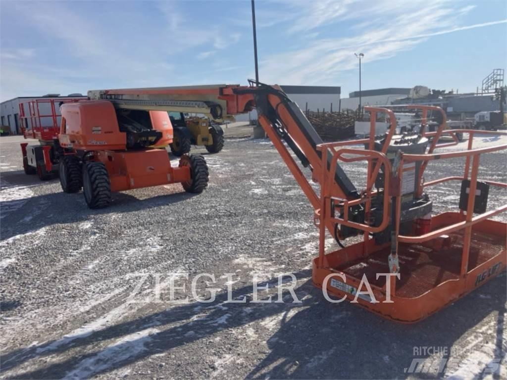 JLG 660SJ Kuukulkijat