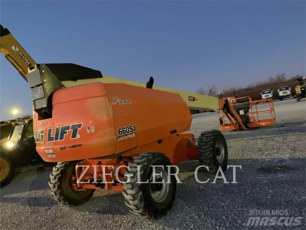 JLG 660SJ Kuukulkijat