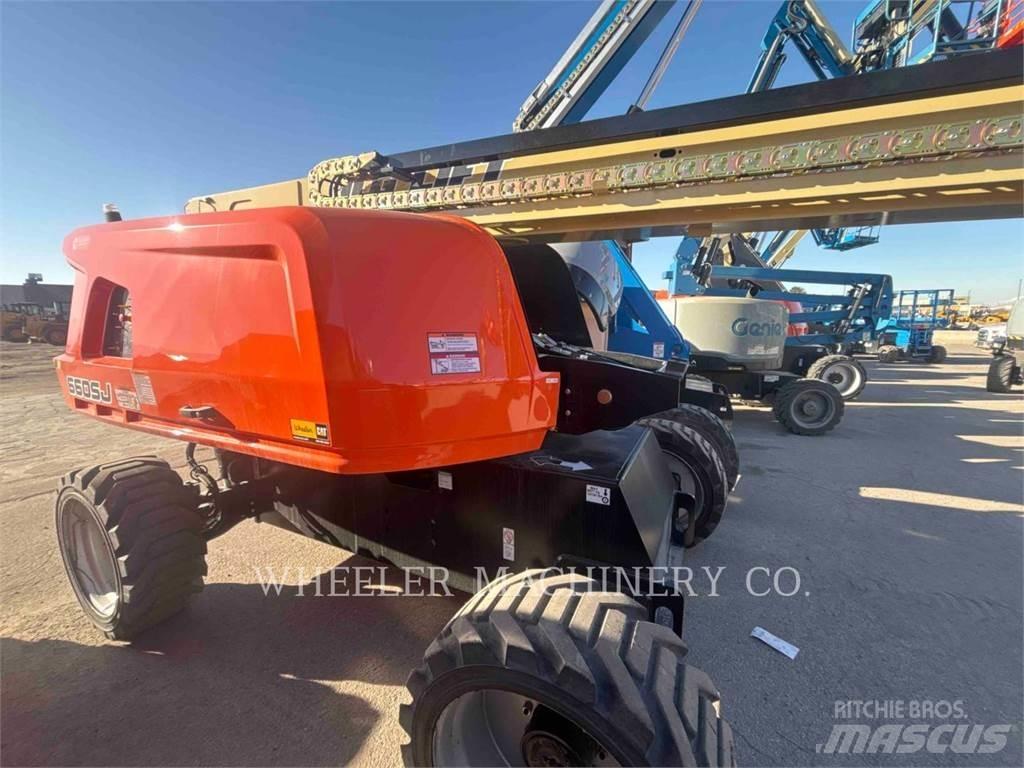 JLG 660SJ Kuukulkijat