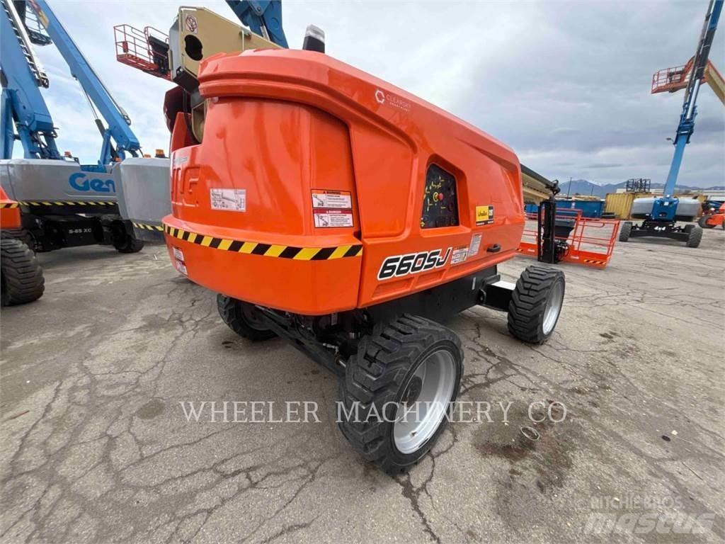 JLG 660SJ Kuukulkijat