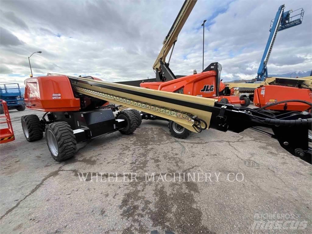 JLG 660SJ Kuukulkijat