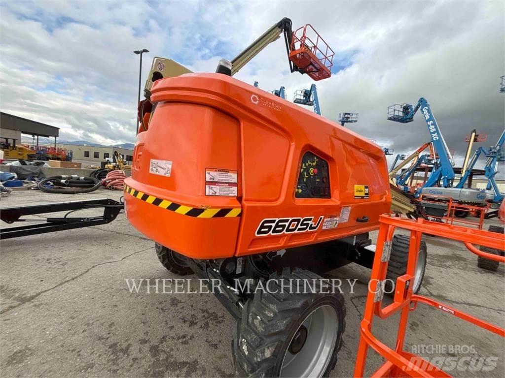JLG 660SJ Kuukulkijat