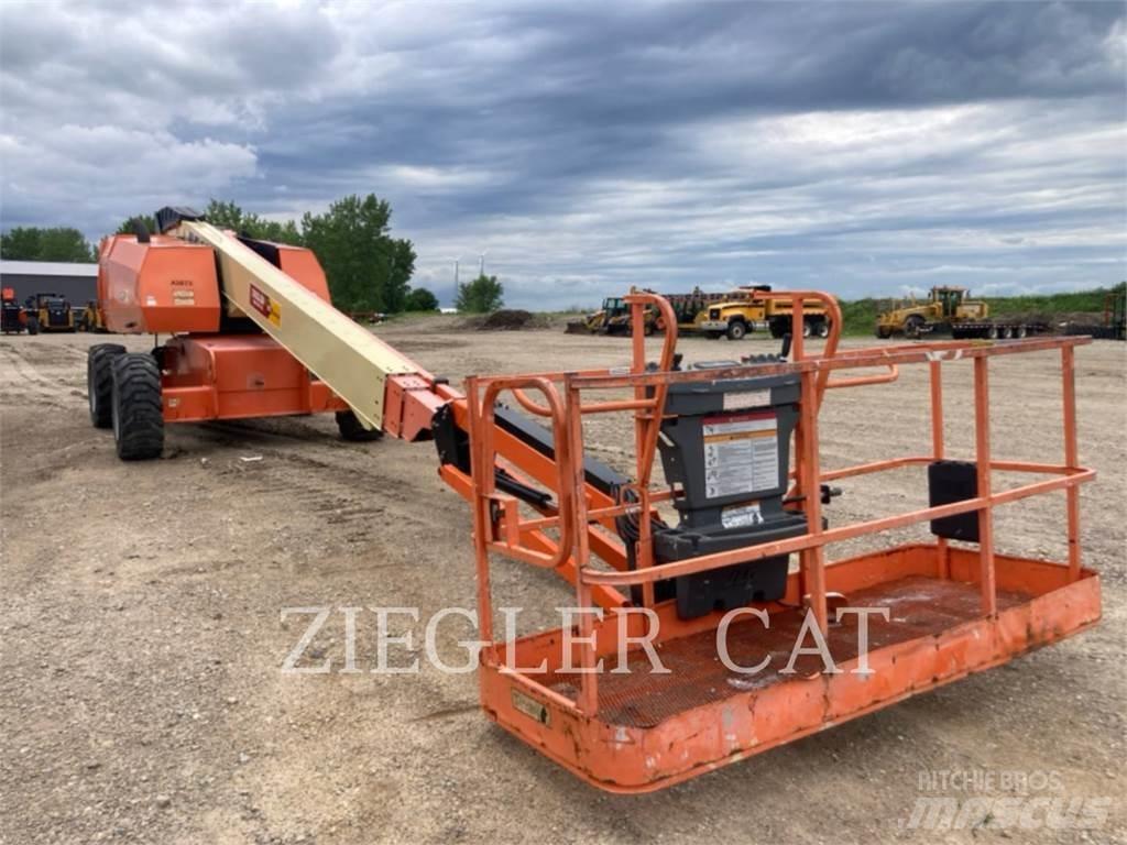 JLG 660SJ Kuukulkijat