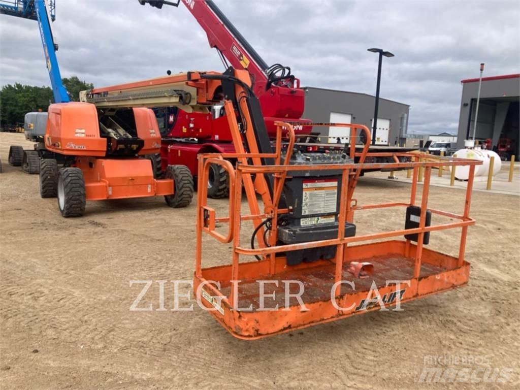 JLG 660SJ Kuukulkijat