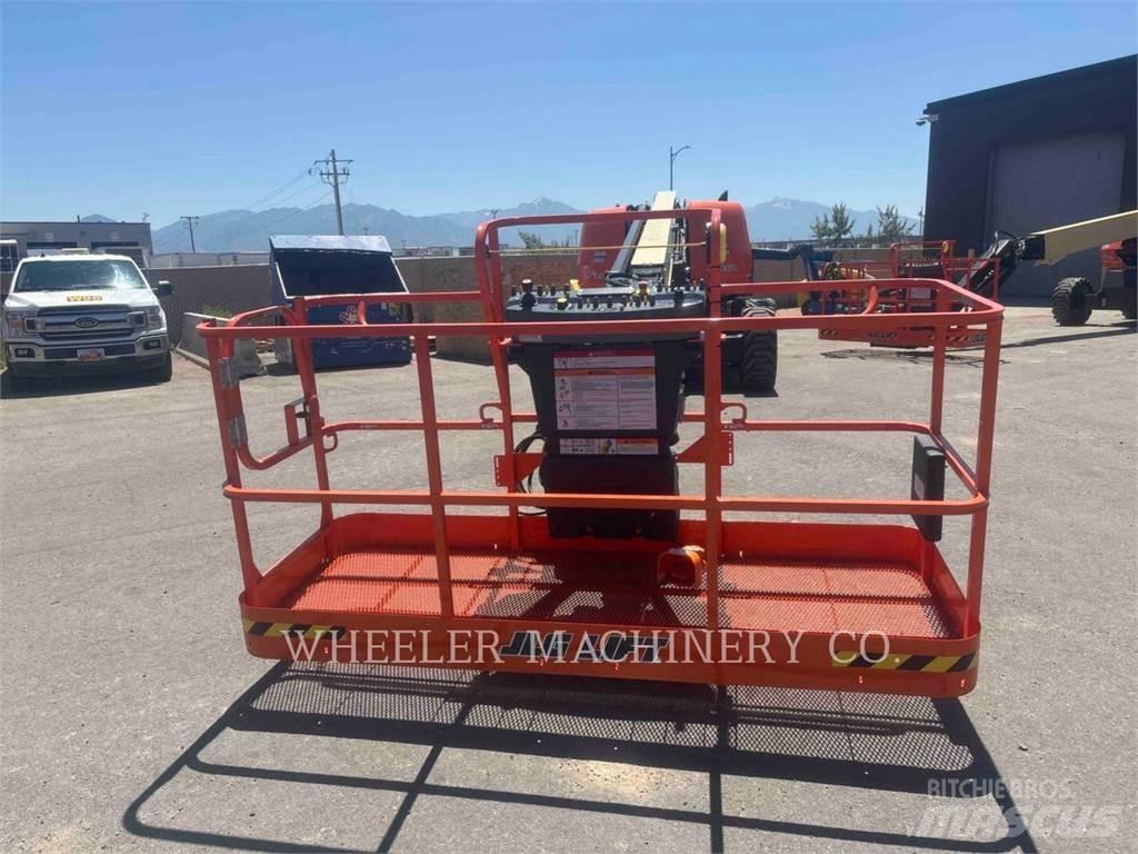 JLG 660SJ SP Kuukulkijat