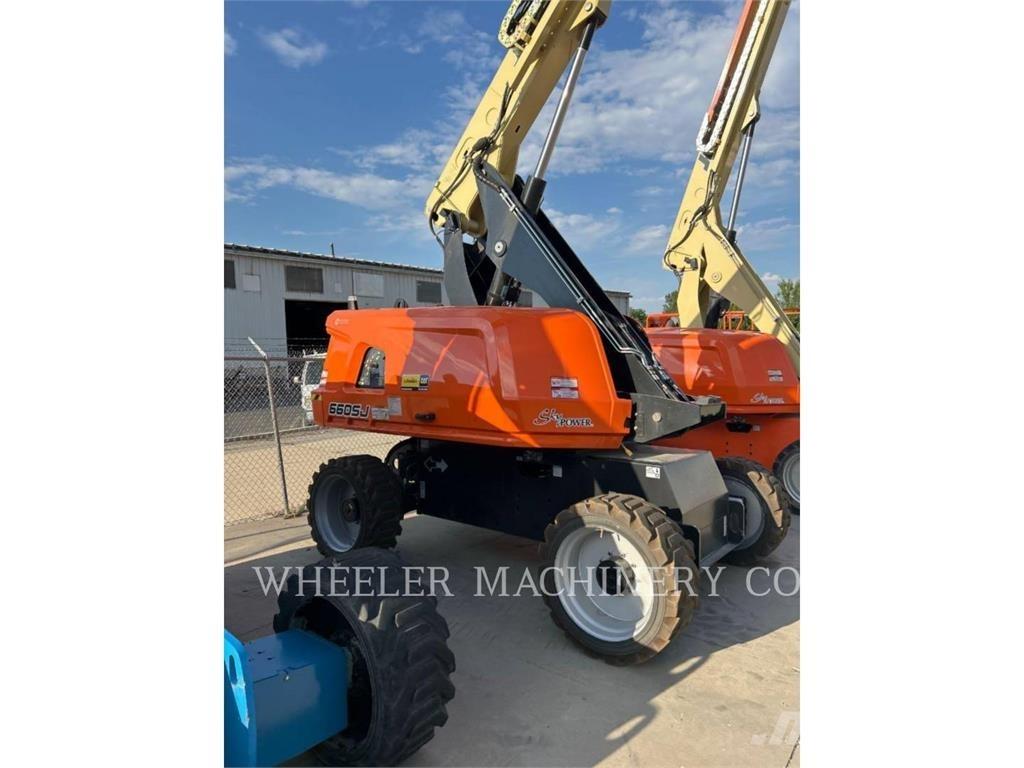 JLG 660SJ SP Kuukulkijat