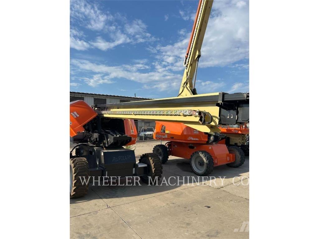 JLG 660SJ SP Kuukulkijat