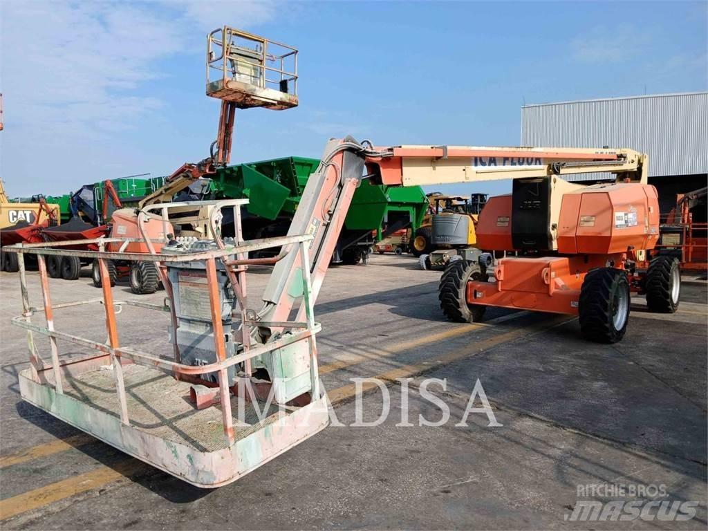 JLG 800 AJ Kuukulkijat