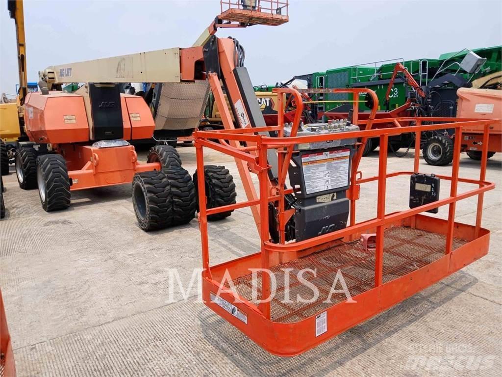 JLG 800 AJ Kuukulkijat