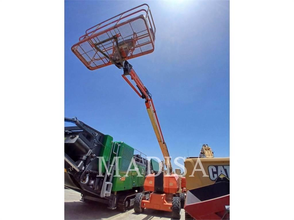 JLG 800 AJ Kuukulkijat