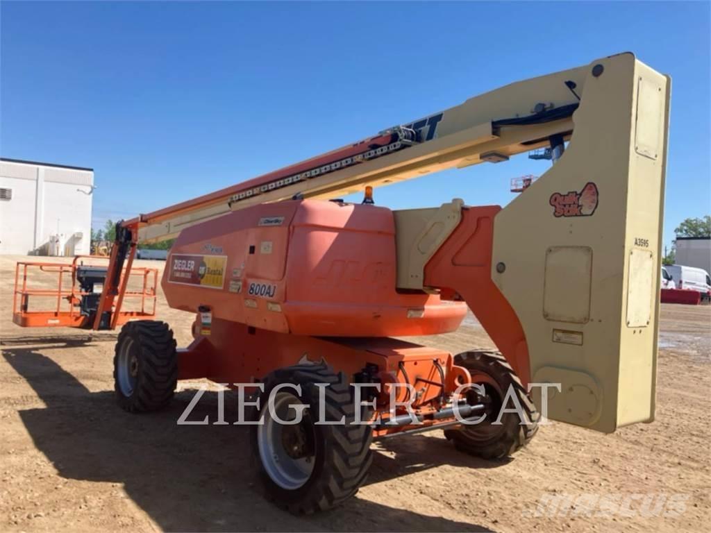 JLG 800AJ Kuukulkijat