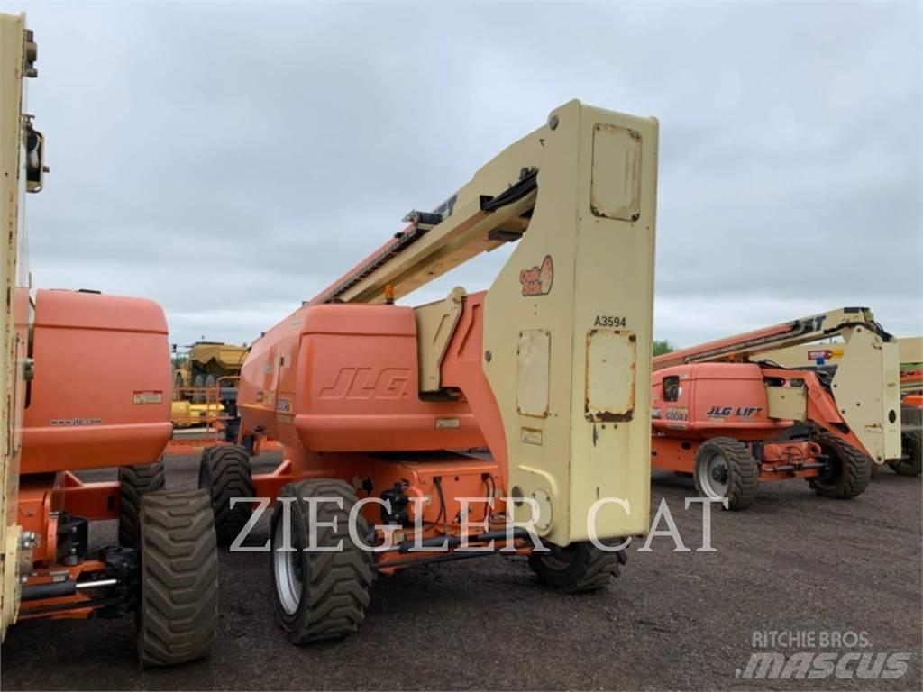 JLG 800AJ Kuukulkijat