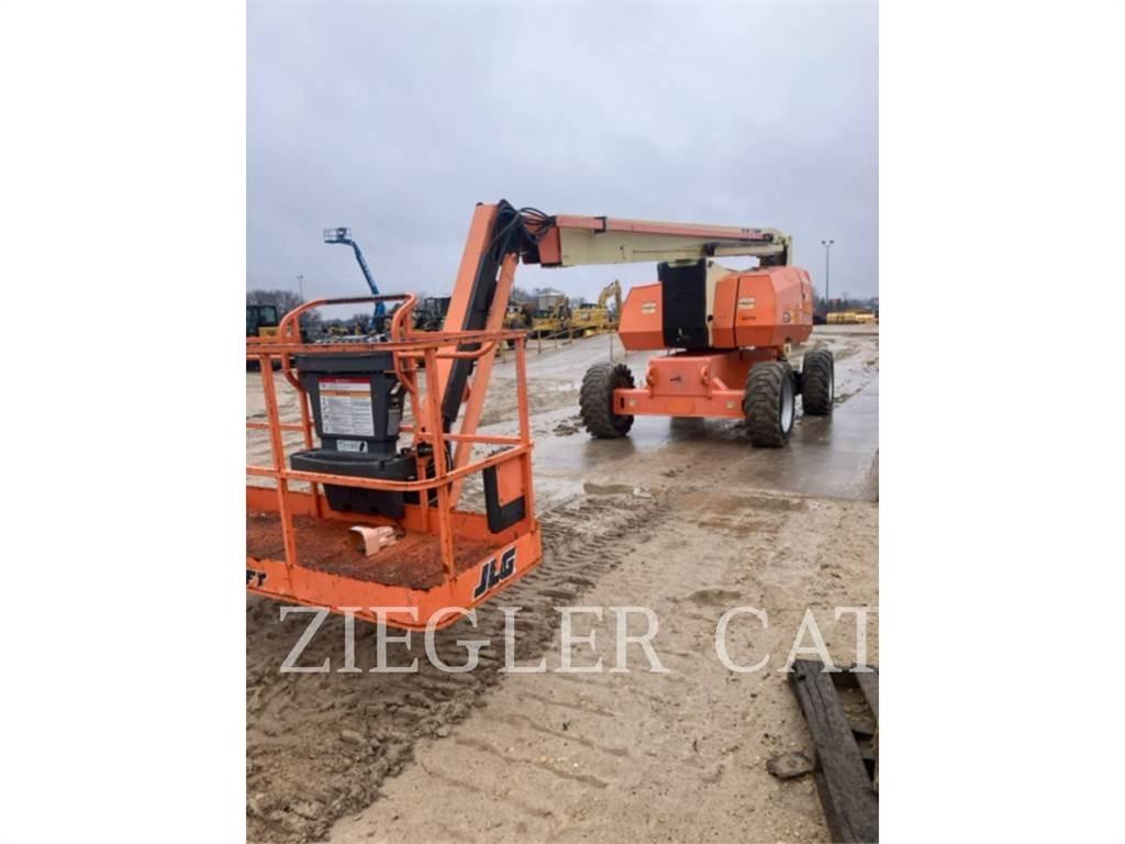 JLG 800AJ Kuukulkijat
