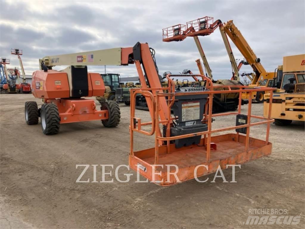 JLG 800AJ Kuukulkijat