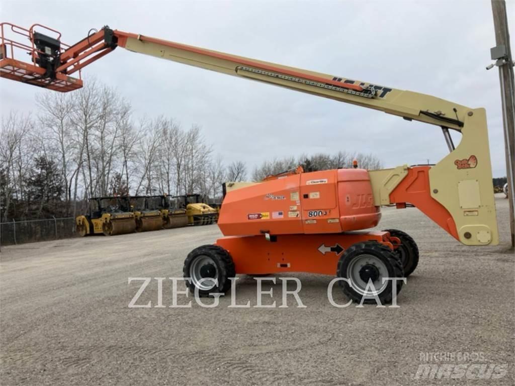 JLG 800AJ Kuukulkijat