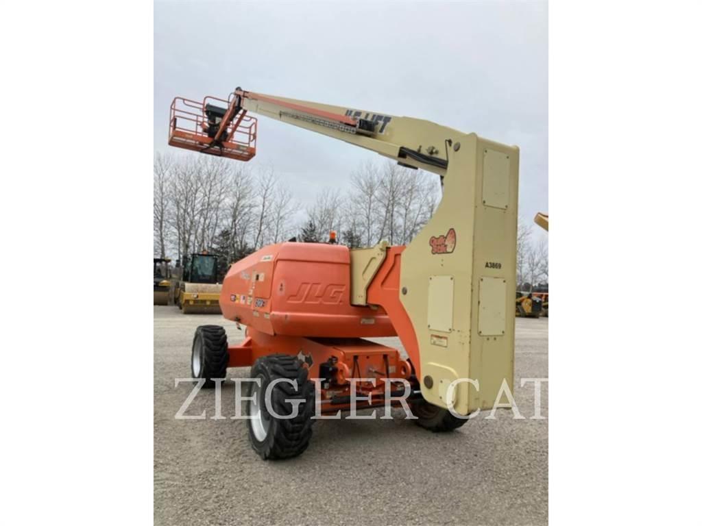 JLG 800AJ Kuukulkijat
