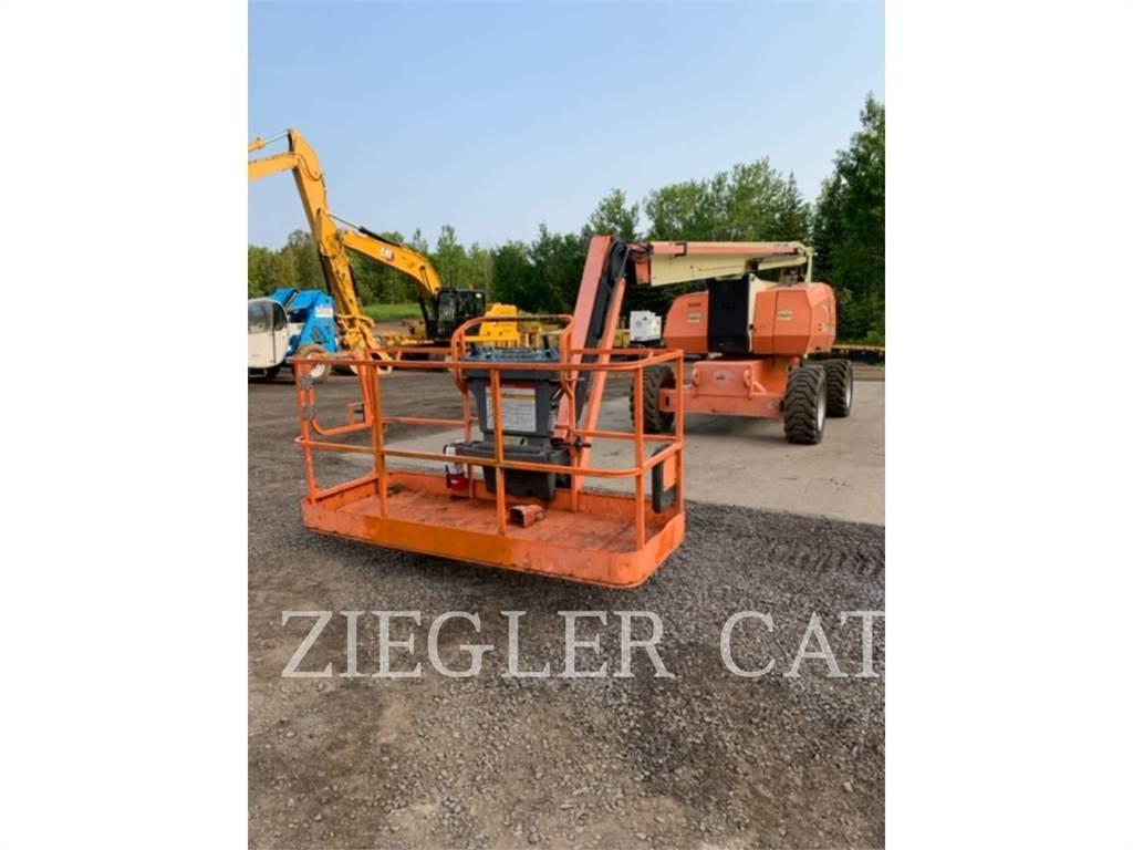 JLG 800AJ Kuukulkijat