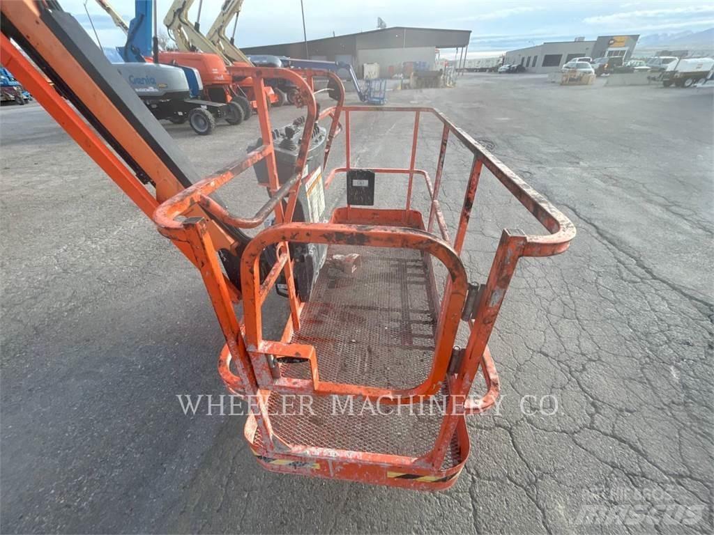 JLG 800AJ SP Kuukulkijat
