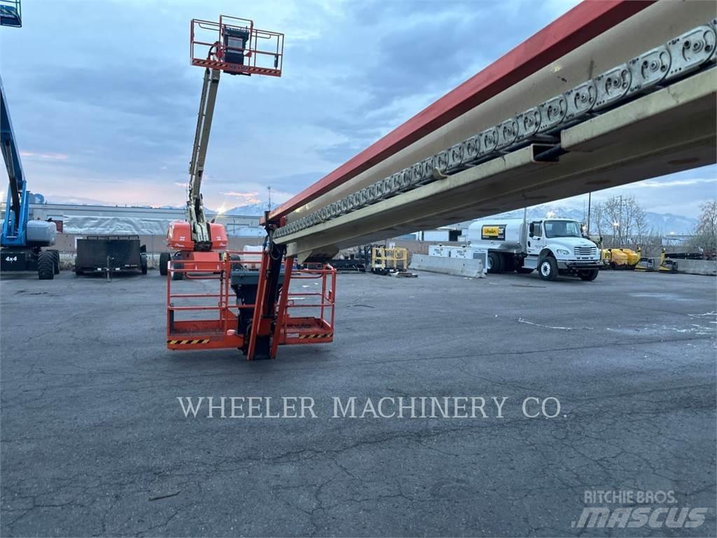 JLG 860SJ Kuukulkijat