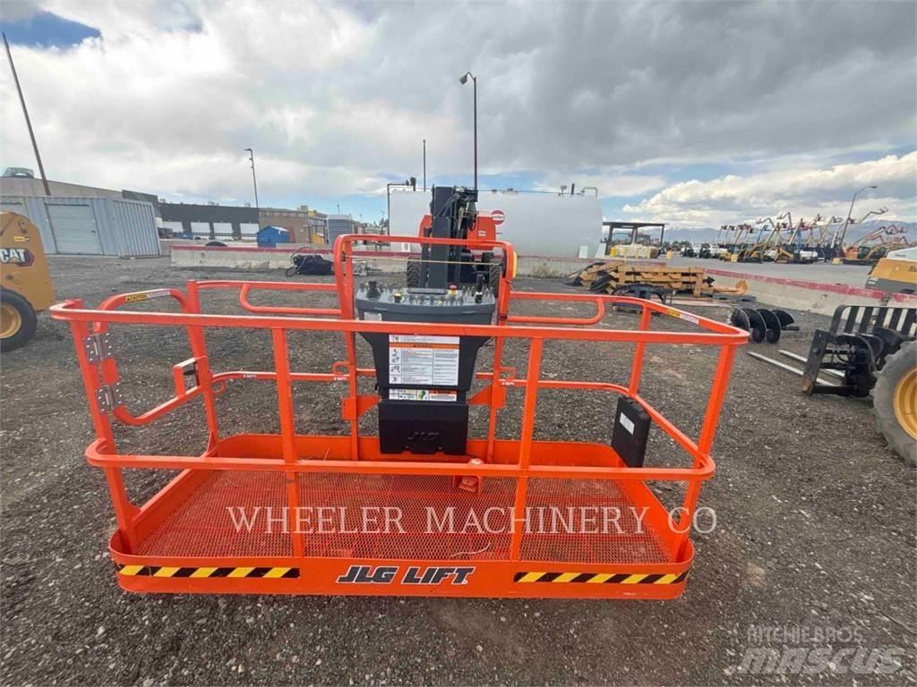 JLG 860SJ Kuukulkijat