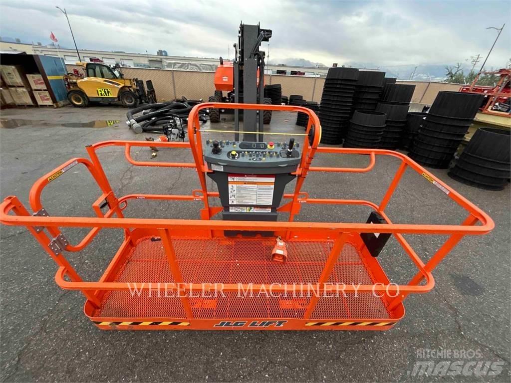JLG 860SJ Kuukulkijat