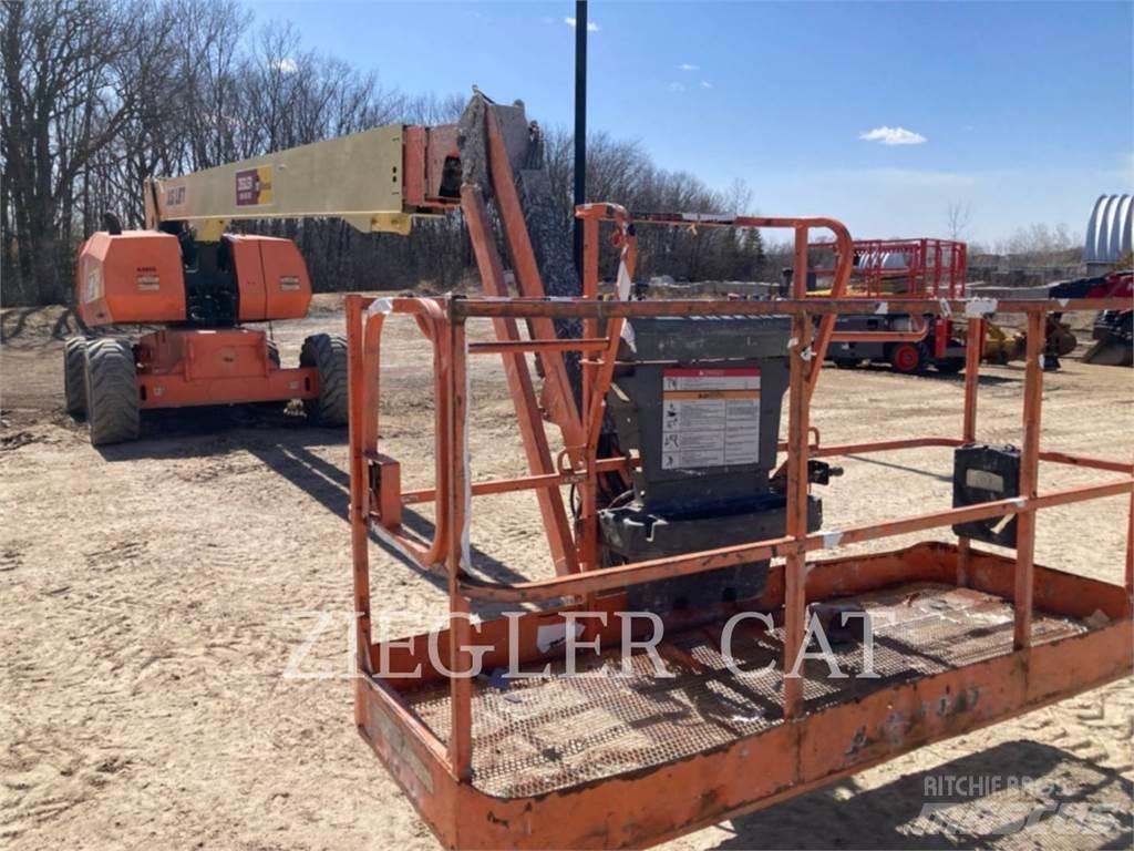 JLG 860SJ Kuukulkijat