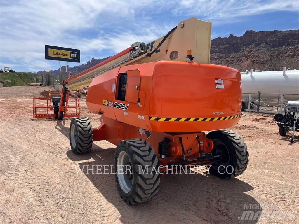 JLG 860SJ SP Kuukulkijat