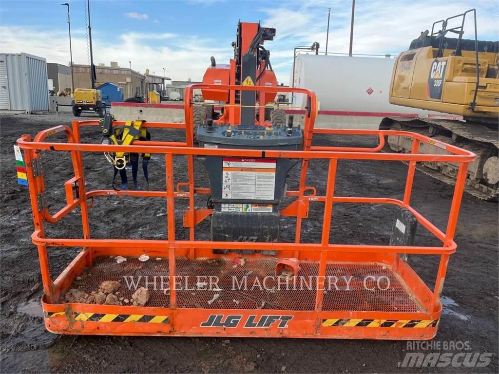JLG 860SJ SP Kuukulkijat