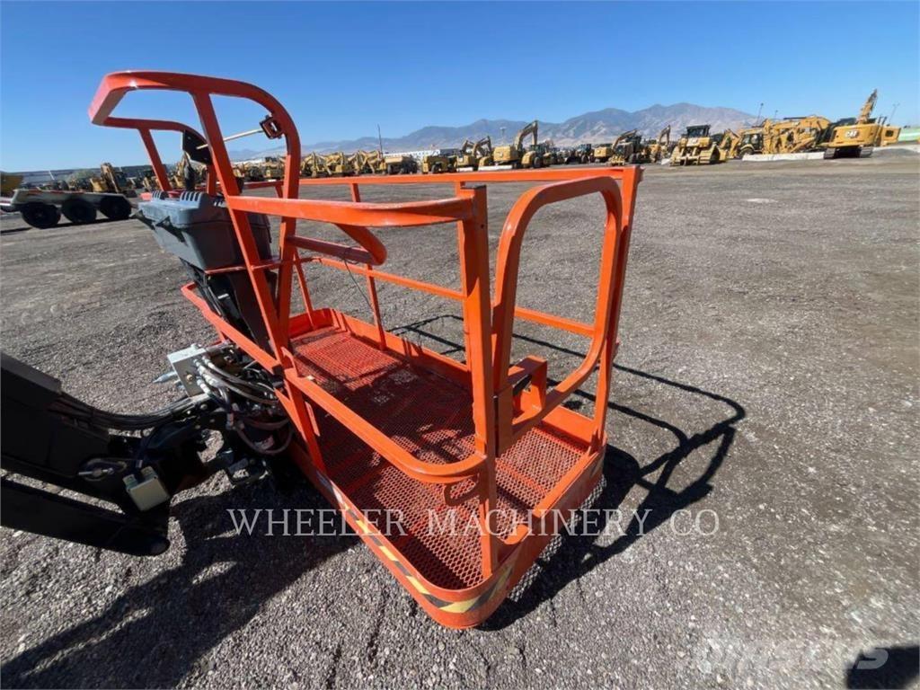 JLG 860SJ SP Kuukulkijat