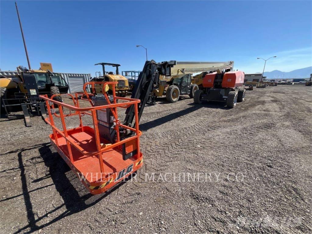 JLG 860SJ SP Kuukulkijat
