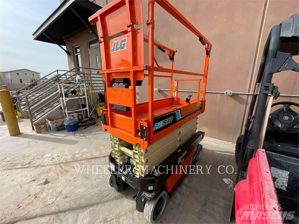JLG AE1932 Saksilavat