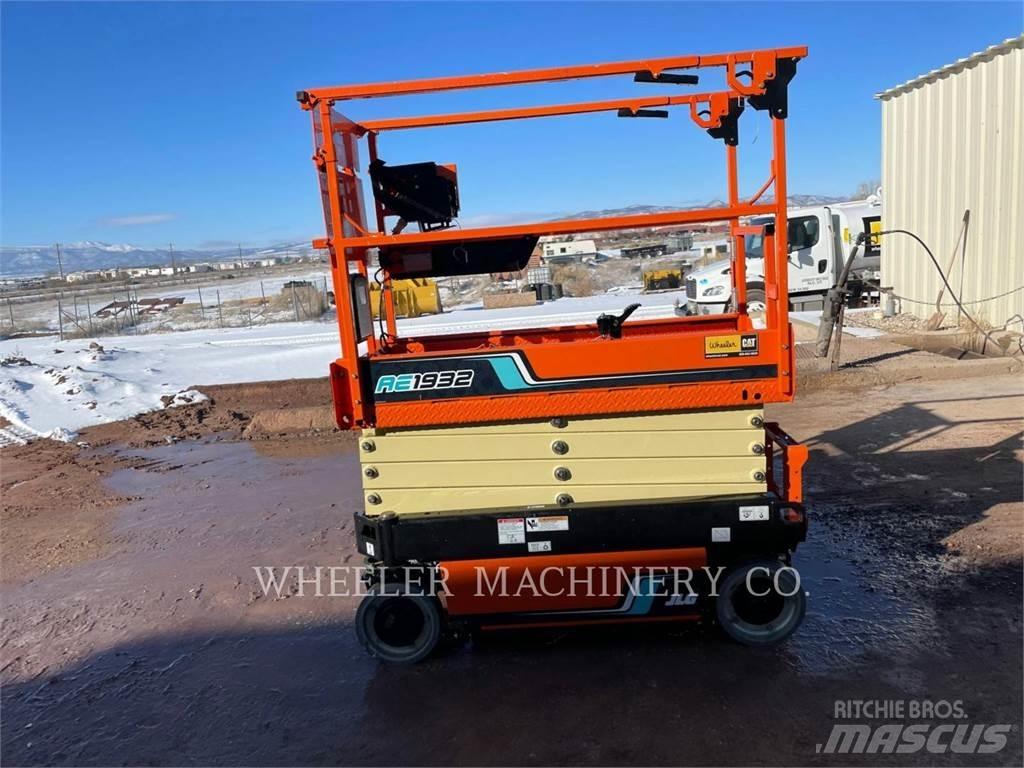 JLG AE1932 Saksilavat