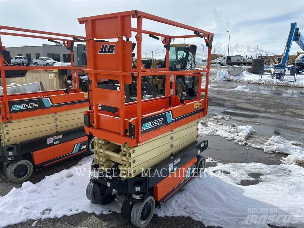 JLG AE1932 Saksilavat