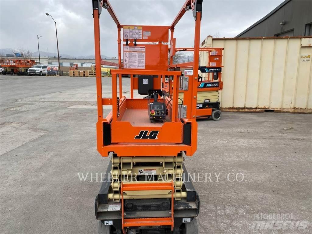 JLG AE1932 Saksilavat