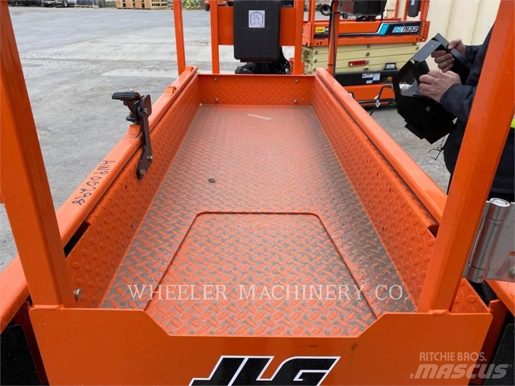 JLG AE1932 Saksilavat