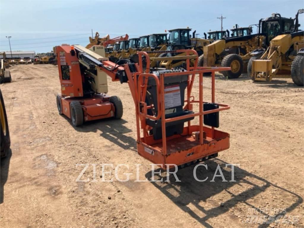 JLG E300AJP Kuukulkijat