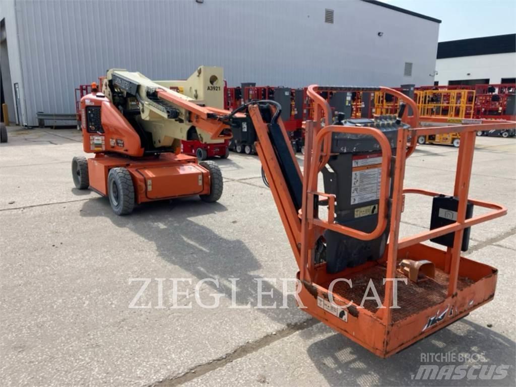 JLG E400AJPN Kuukulkijat