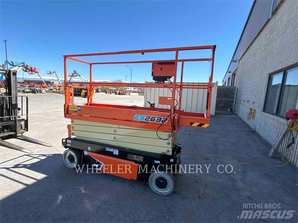 JLG ES2632 Saksilavat