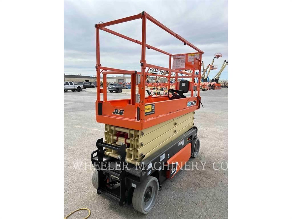 JLG ES2632 Saksilavat